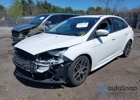 2016 Ford Focus Se из США, поврежденный, VIN 1FADP3F21GL273440